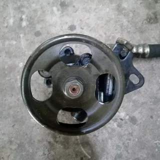Nissan Sentra 1.6 16valve bubble shape power steering pump