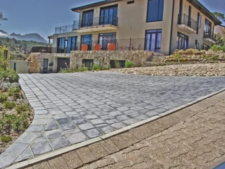 Driveway Cobblestone 200x200 and 100x100