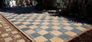 400x400 Garden Pavers