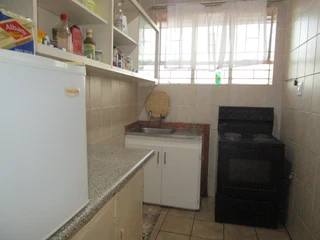 GROUND FLOOR Bachelor flat for sale in Valhalla for R 499 000, within a small Complex of 20 Units