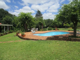 A piece of paradise in the heart of the City! This plot is set in a tranquil environment