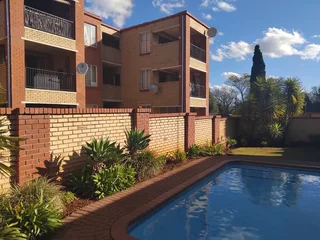 Looking to buy a 2-bedroom, 2- bathroom apartment in Die Hoewes for R 720 000