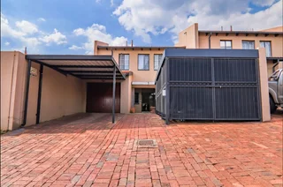 Renovated Three-Bedroom Duplex Townhouse for Sale in Die Hoewes, Centurion — R1 850 000