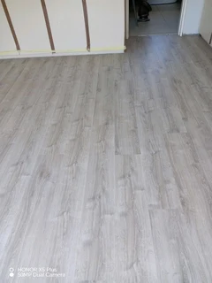 Vinly and laminate installation