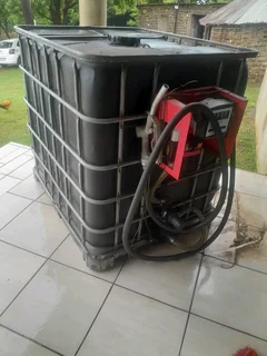 Flobin tank with nozzle