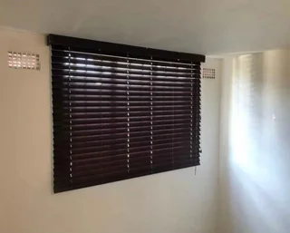 Custom Curtains & Blinds – Made Just for You!