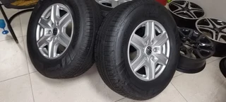 17inch Ford Ranger/VW Amarok mags with 255/70/17 Continental tyres set R13500.
