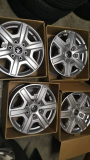 17inch VW Amarok original 6holes brand new mags R5000,will fit Ford Ranger.