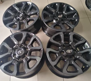 18inch Toyota Legend 50 RS original mags set R10999.
