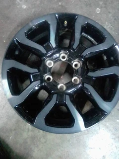 18inch Toyota Legend 50 RS original mag to use for spare R2500.