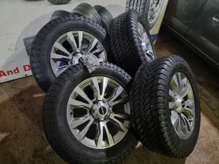 18inch Isuzu D-Max original mags with good used 255/60/18 General Grabber A/T3 set R15000.