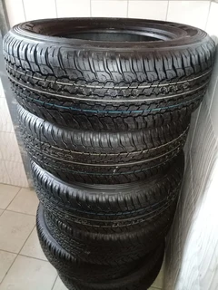 265/65/17 Dunlop Grandtrek A/T brand new set R7500.
