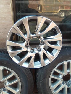 18inch Toyota Fortuner/Prado original mag to use for spare R2800.