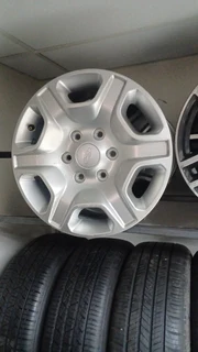 Ford Ranger original mag to use for spare wheel R1500.