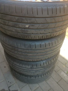 17inch VW Polo mags with 205/55/17 Hankook tyres, Will fit all Polo&#39;s, T-Roc,