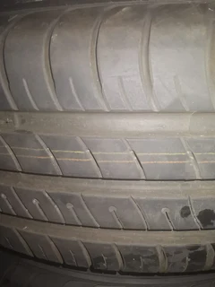 15inch VW Polo OEM mags (5x100pcd) with new 185/65/15 Khumo7 tyres set R8000.