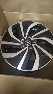 15inch VW POLO original mags set for R5500