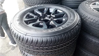 18inch Toyota Legend RS original mag with brand new 265/60/18 Dunlop Grandtrek A/T to use for spare