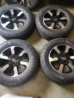 18inch VW Amarok OEM rims with new 255 65 18 Goodyear Wrangler Territory AT/S set for R13000.