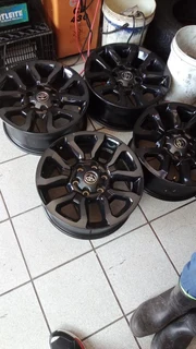 18inch Toyota Legend RS original mags set R10999.