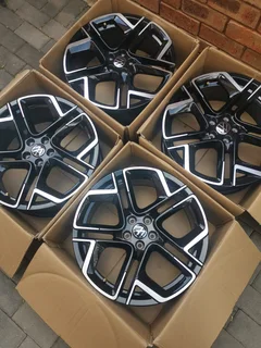 18inch VW T-Cross original NEW mags set R9000.(5x100 PCD)OFFset 7j ET39.