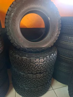 285/70/17 BF Goodrich AT brand new set for R23500