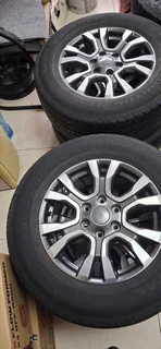 Ford Ranger Wildtrack 18inch original mags with used 265/60/18 Continental tyres set for R12500.