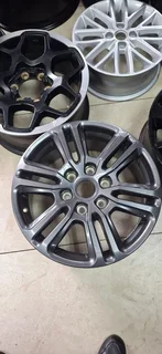 Ford Ranger Wildtrack 18inch original mag to use for spare wheel R2500.