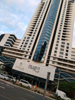 Pearl Sky Umhlanga: Fully furnished Studio Apartment - Prime locality