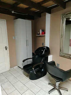 Prime Musgrave Salon Premises/Business to Let