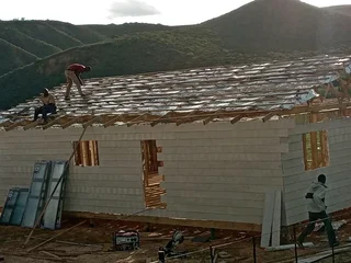 LOG HOMES,NUTEC,PINE AND WENDY HOUSES