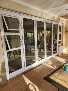 Repairs Manufacture Installation To Windows Doors Sliding Doors Stack Doors Shower Doors 24HR CALL