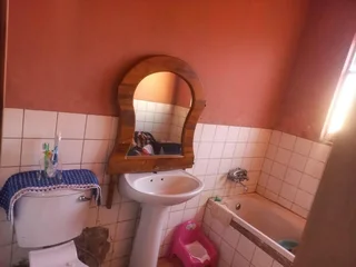 House with a 3 Rooms Cottage for sale in Orange Farm