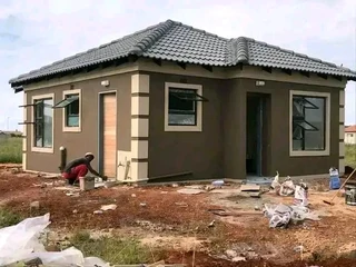 Skimming and Painting 081...366...4446