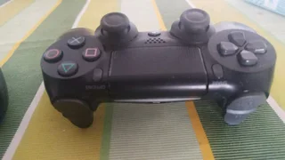 PS4 CONTROLLER