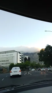 Single working professional seeking accommodation (Studio/Room) in CBD or surrounding areas -R5000