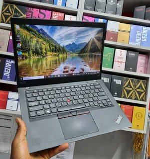 Lenovo X390 core i5 8th generation