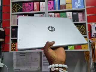 HP core i5 12th gen
