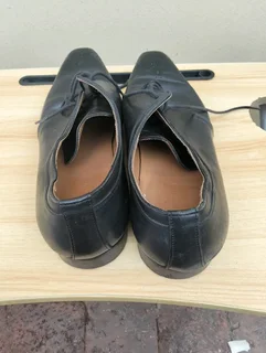 Size 9 Kurt Geiger genuine leather shoes