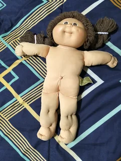 Collectable vintage cabbage patch doll