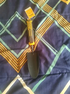 Ingco 320 mm garden trowel