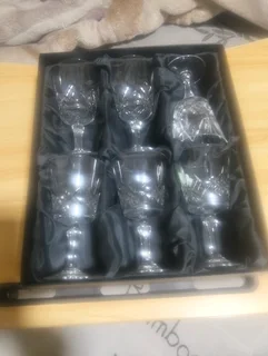 Set of 6 cut crystal wine glasses (vintage)