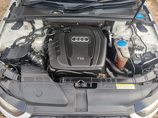 Audi A4 2.0 TDI S-Line Auto