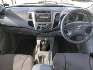 Toyota Hilux 3.0 D-4D Raider Double-Cab (2007)