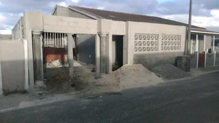 Bricklayer available