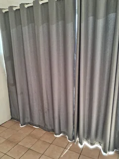 1 bedroom Flatlet, situated near Spar Rosemount/Greenfields