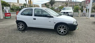 Opel Corsa Lite 2003 !!!
