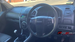 2015 Isuzu KB 250 D-TEQ D/Cab LE