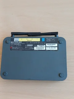 Netgear N300 ADSL modem router