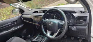 2017 Toyota Hilux Extended Cab